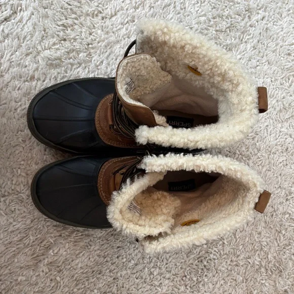 Sperry Tan and Black Shearling-Lined Boots Size 10.5 - Picture 4 of 9